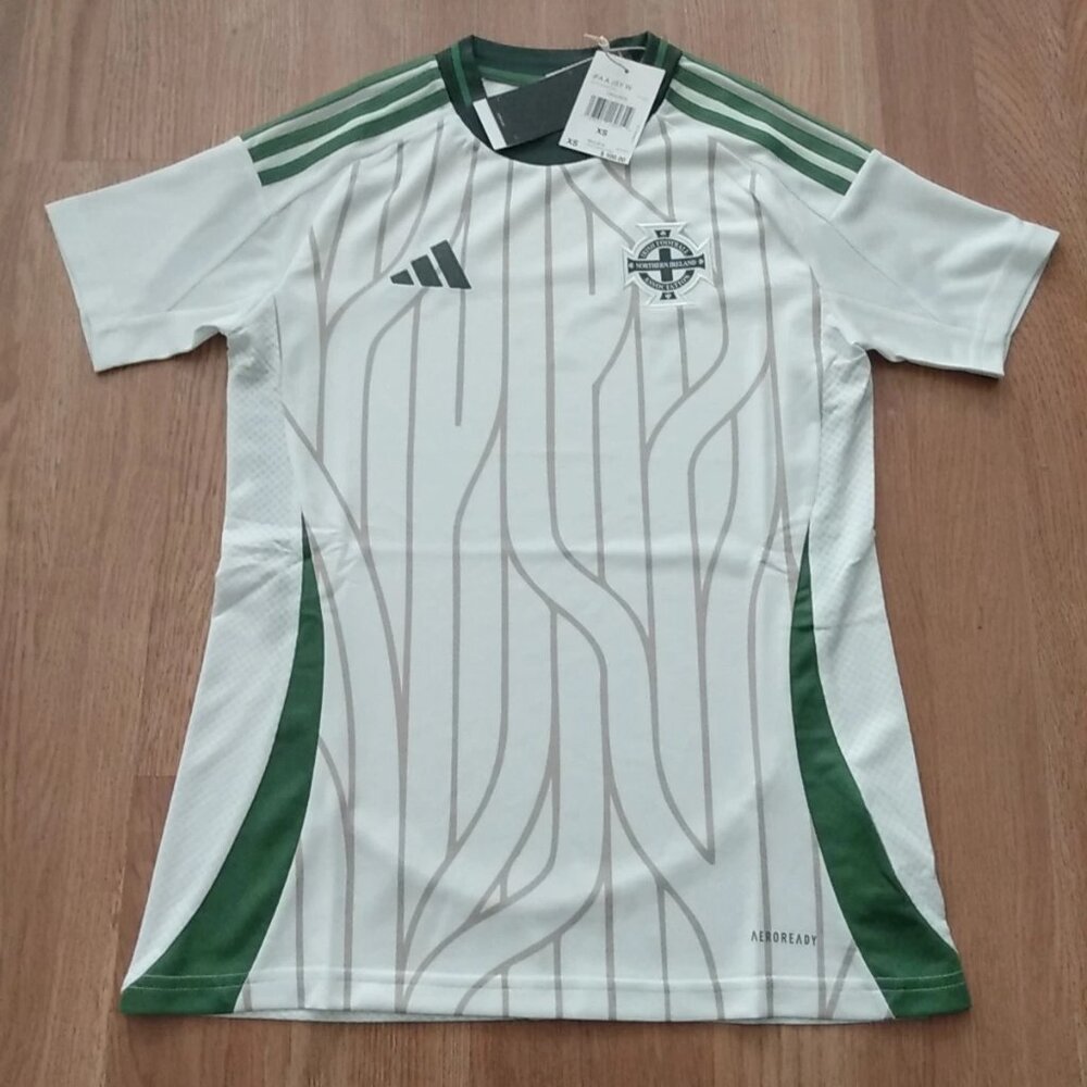 NWT Adidas Northern Ireland Women’s 2025 Away Jersey Women’s X-Small